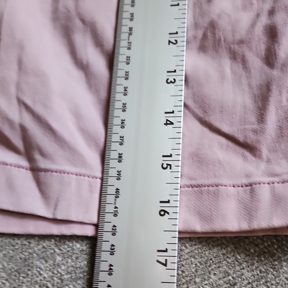 Faherty Men's Purple Shorts - Picture 8 of 9